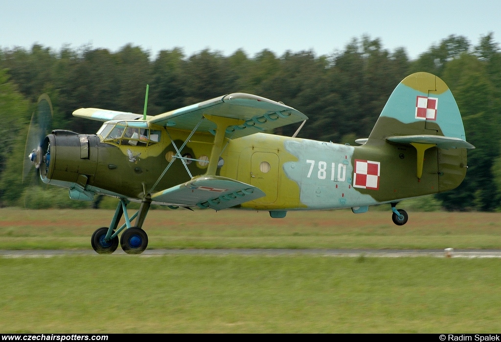 Poland - Air Force &ndash; Antonov An-2P 7810