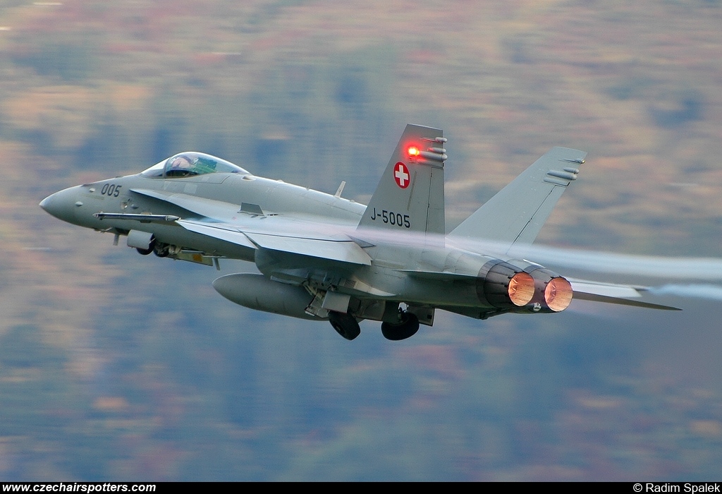Switzerland - Air Force – McDonnell Douglas F/A-18C Hornet J-5005