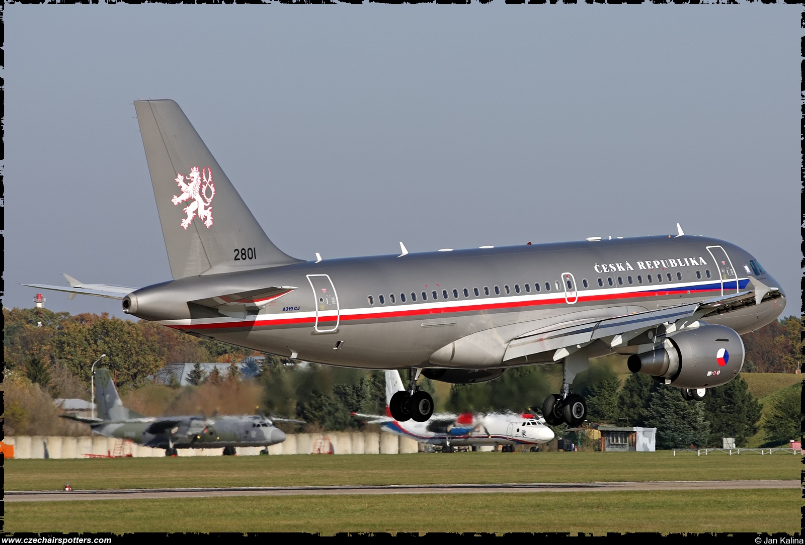 Czech - Air Force &ndash; Airbus A319-115X CJ 2801