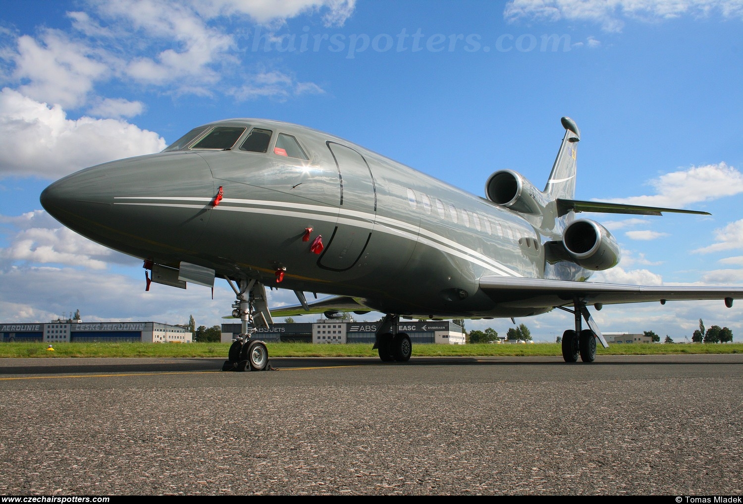Flying Group &ndash; Dassault Falcon 900DX OO-VMI 