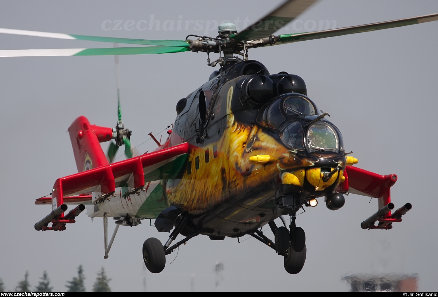 Hungary - Air Force – Mil Mi-24V Hind 714