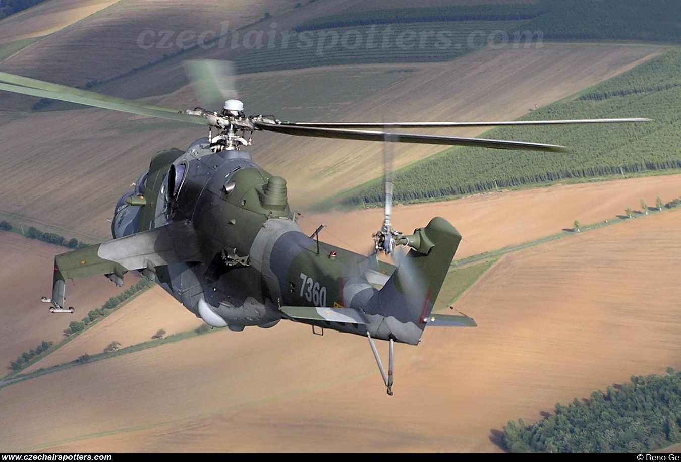 Czech - Air Force &ndash; Mil Mi-24V Hind 7360