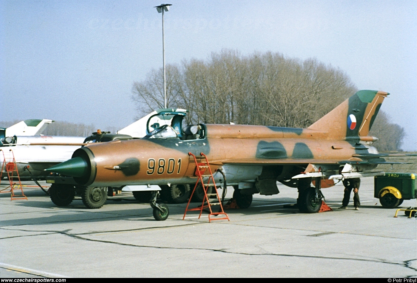 Czech - Air Force – Mikoyan-Gurevich MiG-21MF 9801