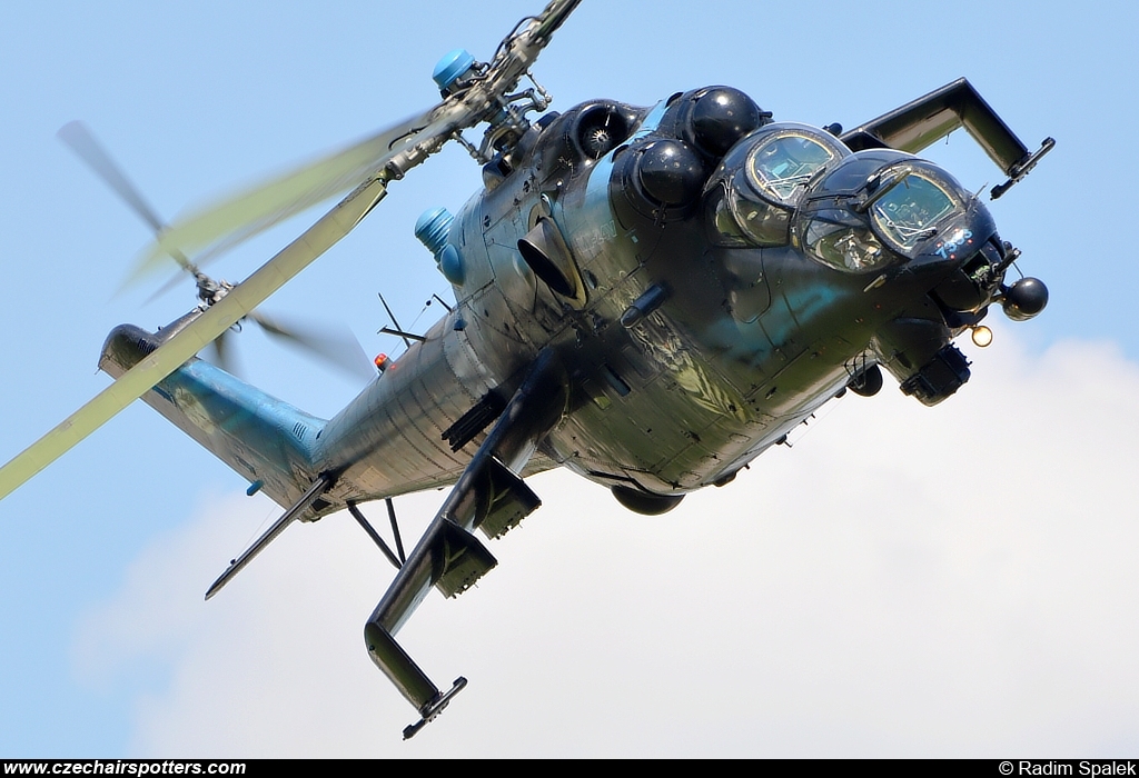 Czech - Air Force &ndash; Mil Mi-24V Hind 7353