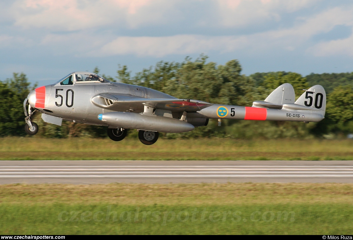 private &ndash; De Havilland Vampire FB6 (DH-100) 50/SE-DSX