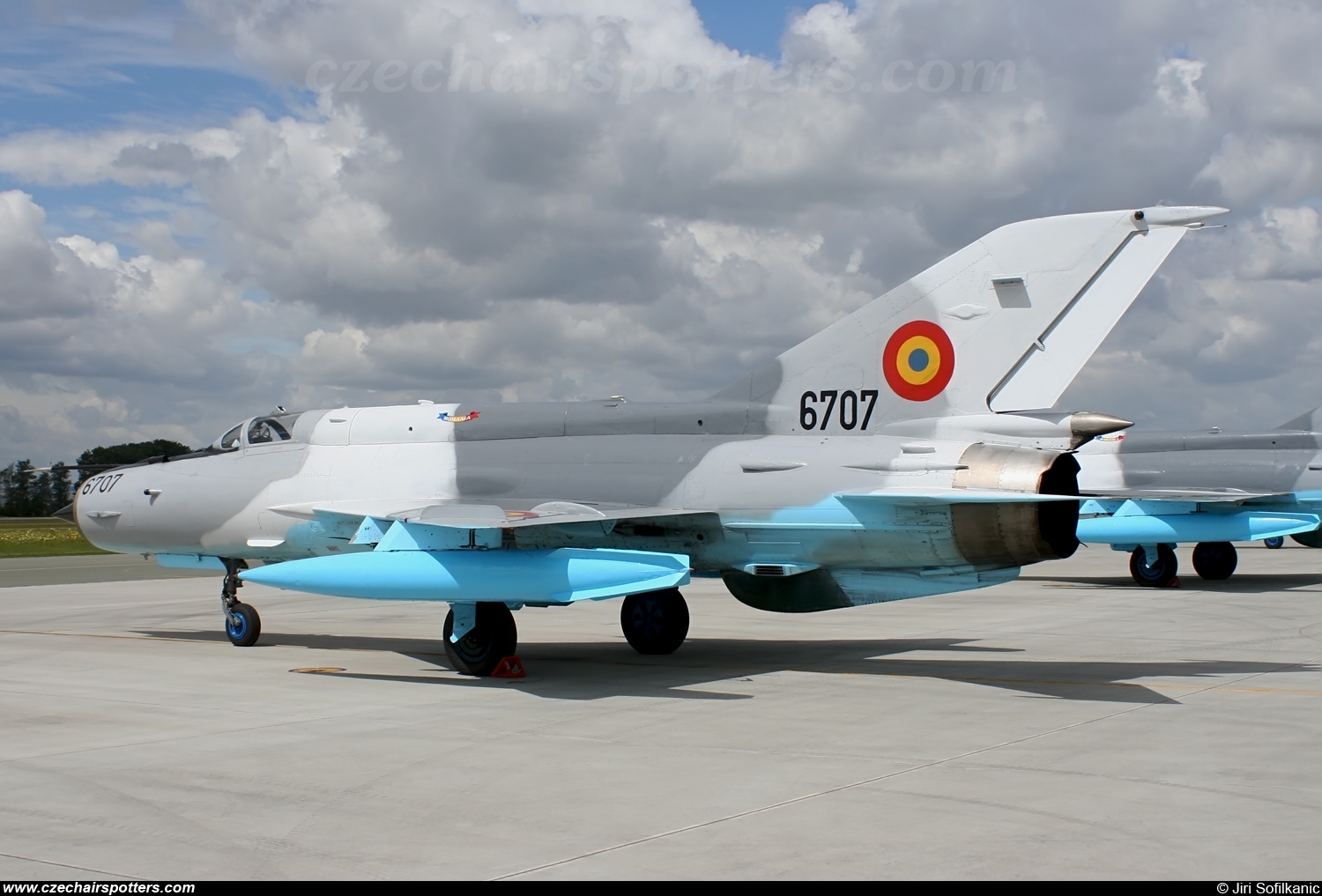 Romania - Air Force – Mikoyan-Gurevich MiG-21MF Lancer C 6707