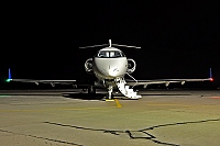private &ndash; Bombardier Challenger 300 N742E
