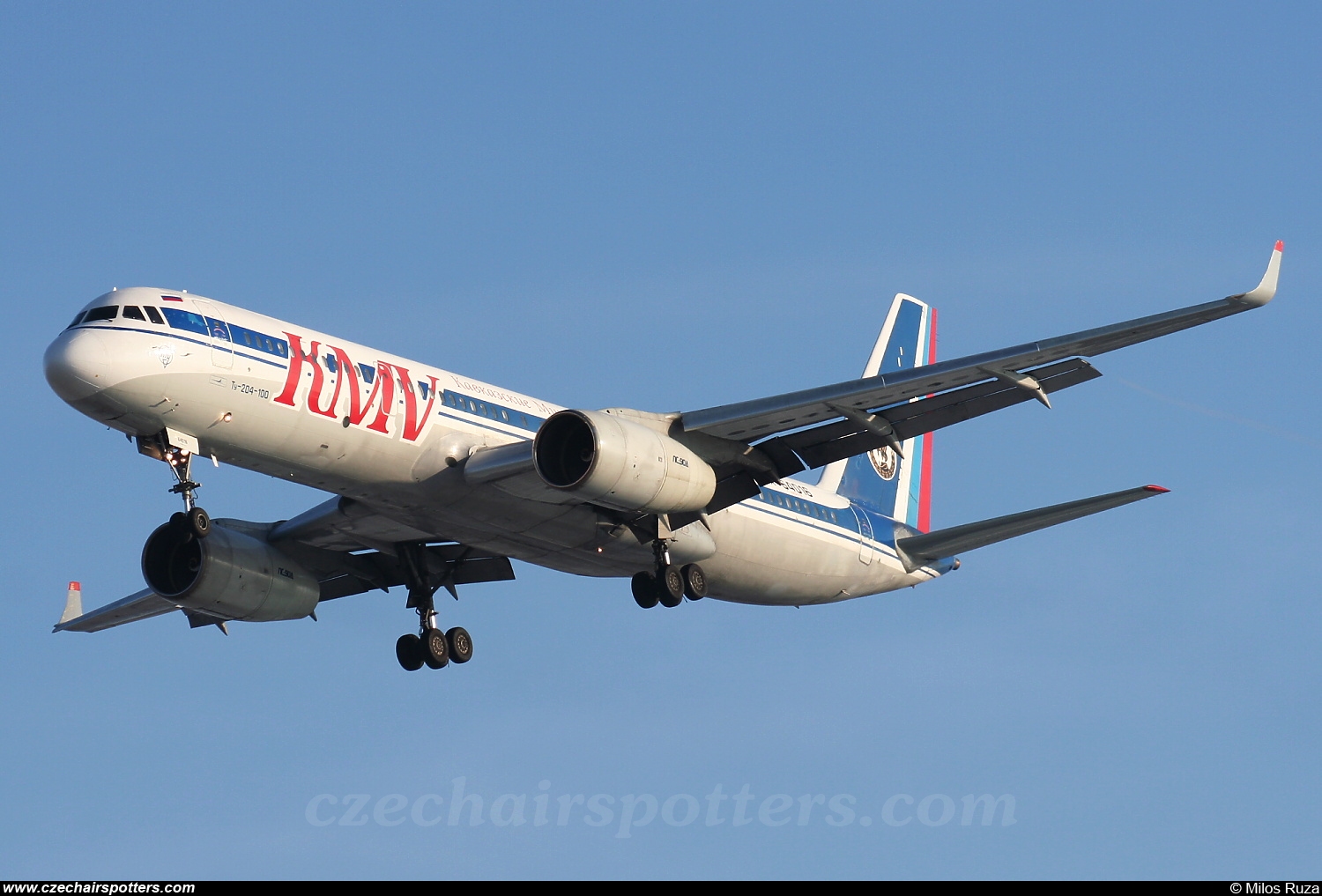 Kavminvodyavia – Tupolev Tu-204-100C/ 200C RA-64016