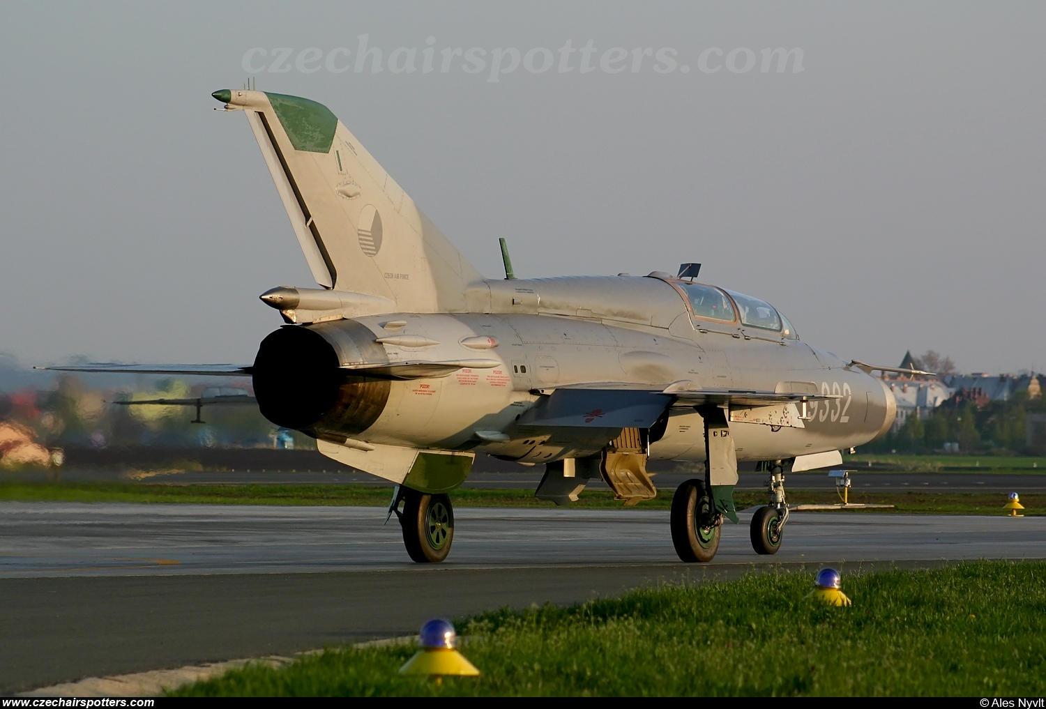 Czech - Air Force – Mikoyan-Gurevich MiG-21UM 9332