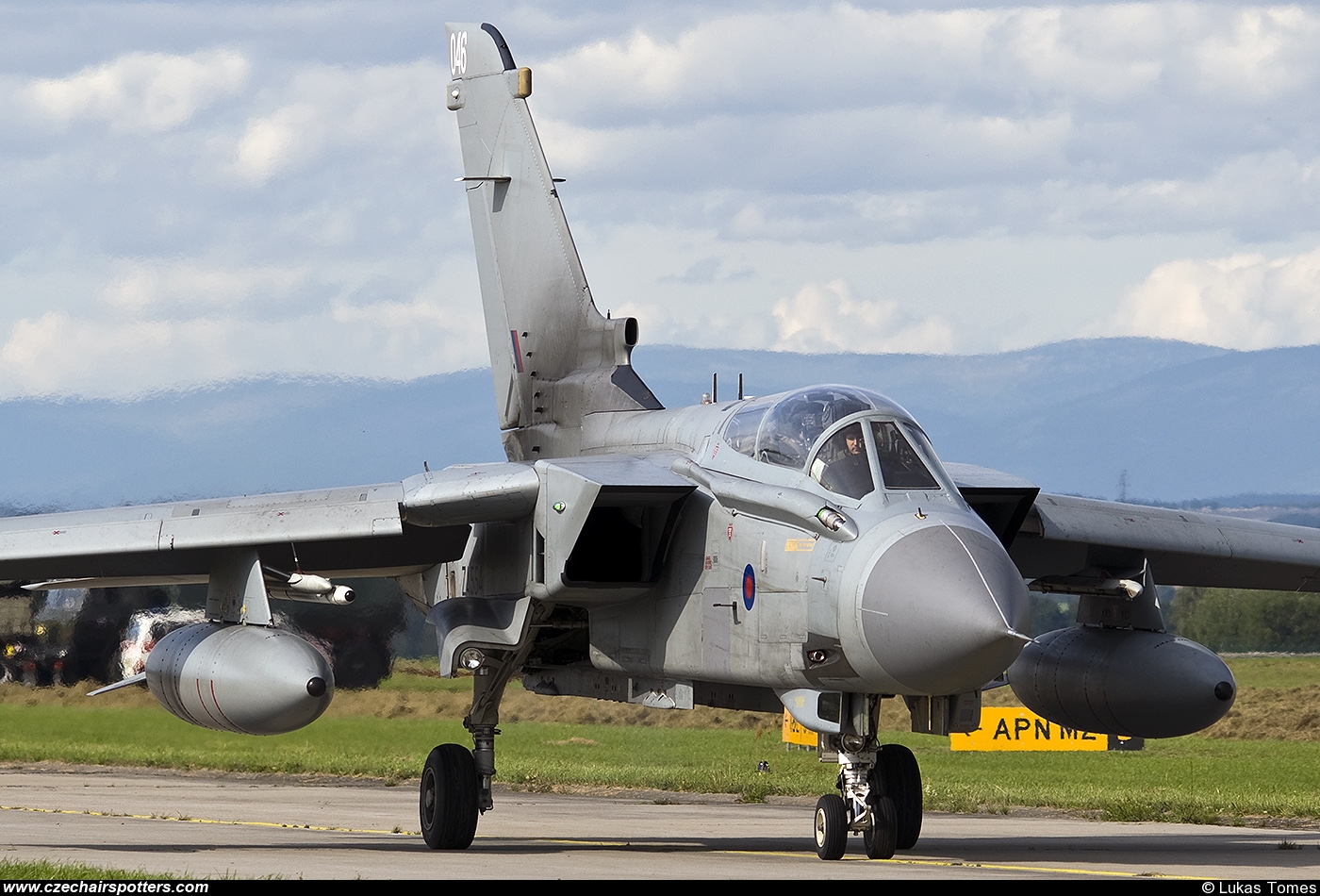 Royal Air Force – Panavia Tornado GR4 ZA554 / 046