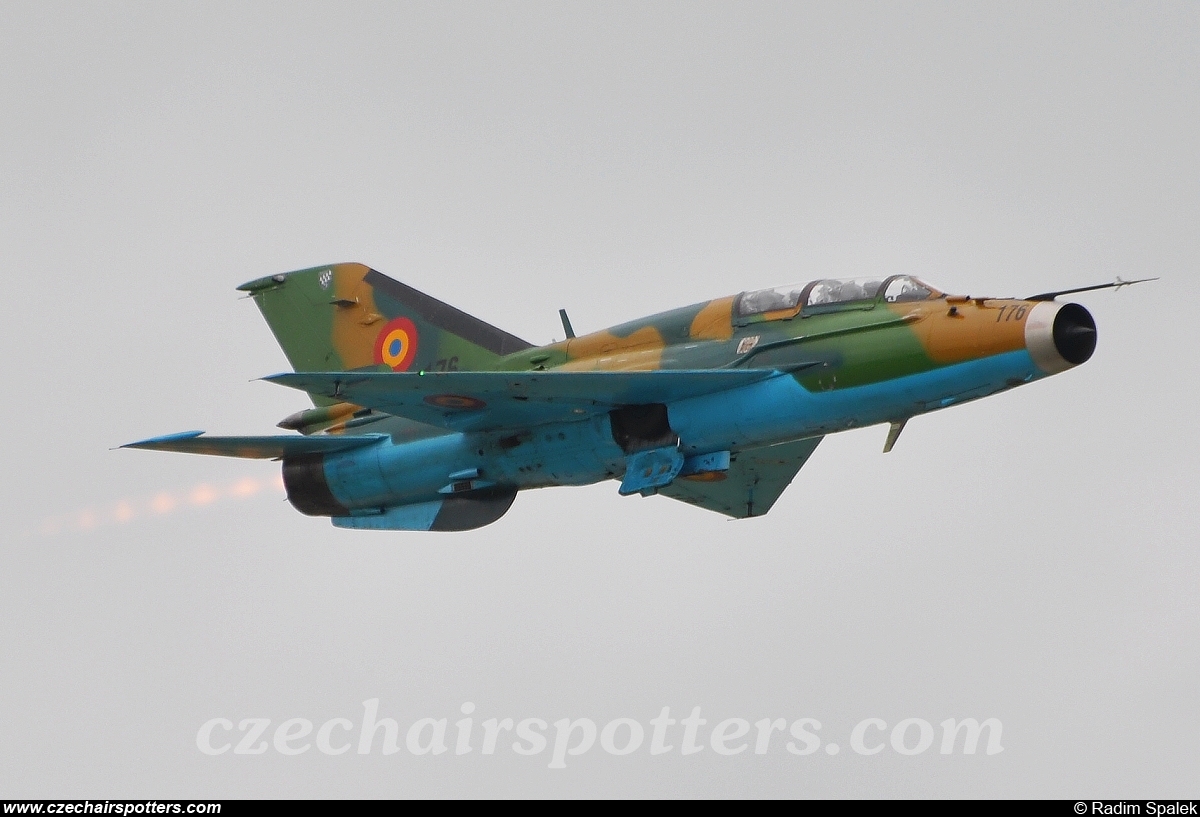Romania - Air Force – Mikoyan-Gurevich MiG-21UM Lancer B 176