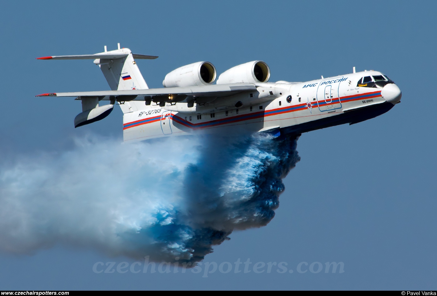 MChS Rossii - Russia Ministry for Emergency  &ndash; Beriev Be-200ChS Altair RF-32765