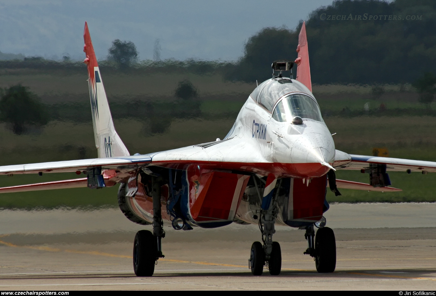 Russia - Air Force – Mikoyan-Gurevich MiG-29UB / 9-51 01 BLUE