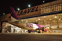 Wizz Air ( WZZ , W6 ) &ndash; Airbus A320-232 HA-LWK