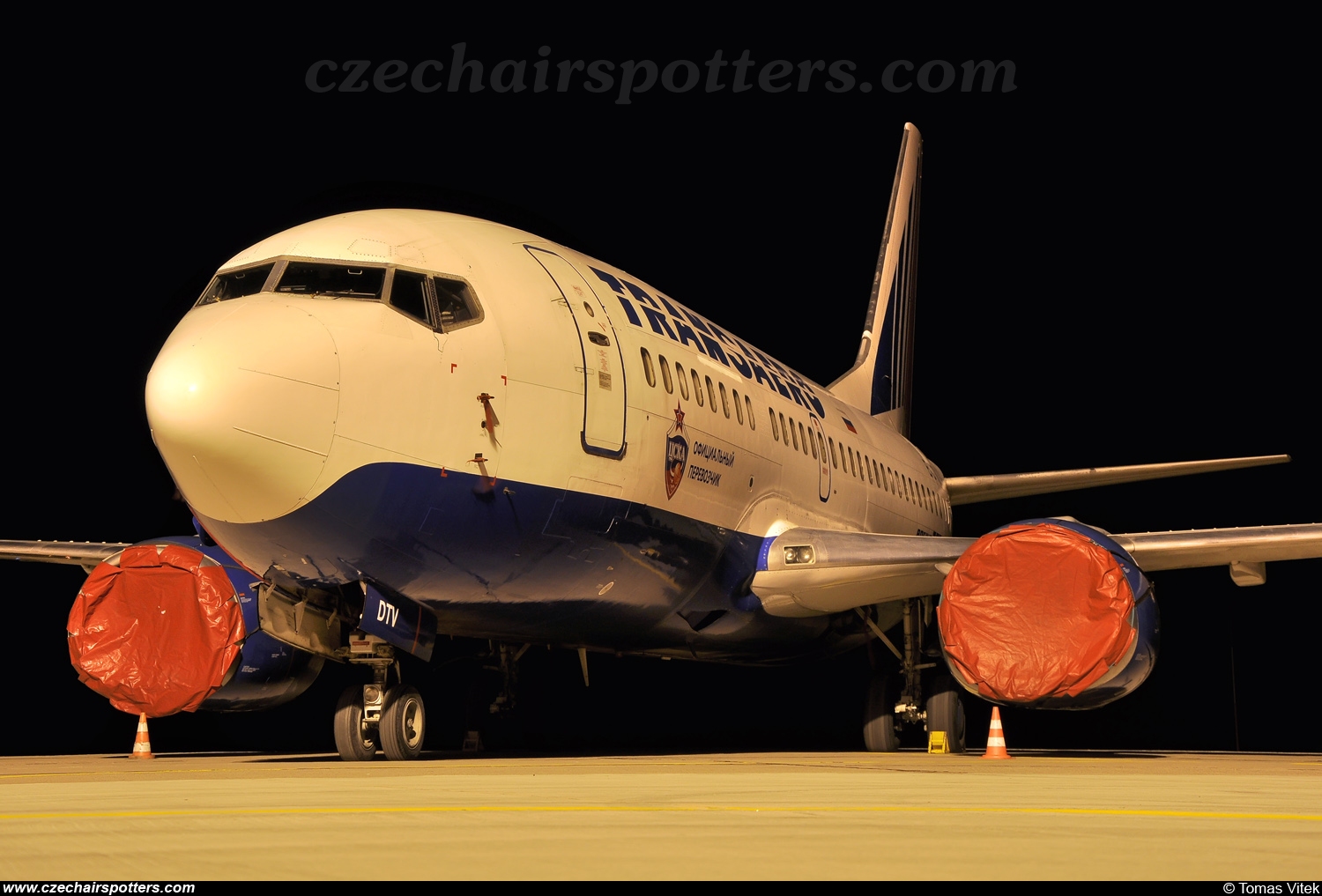 Transaero Airlines ( TSO , UN ) – Boeing Boeing 737-5L9 EI-DTV