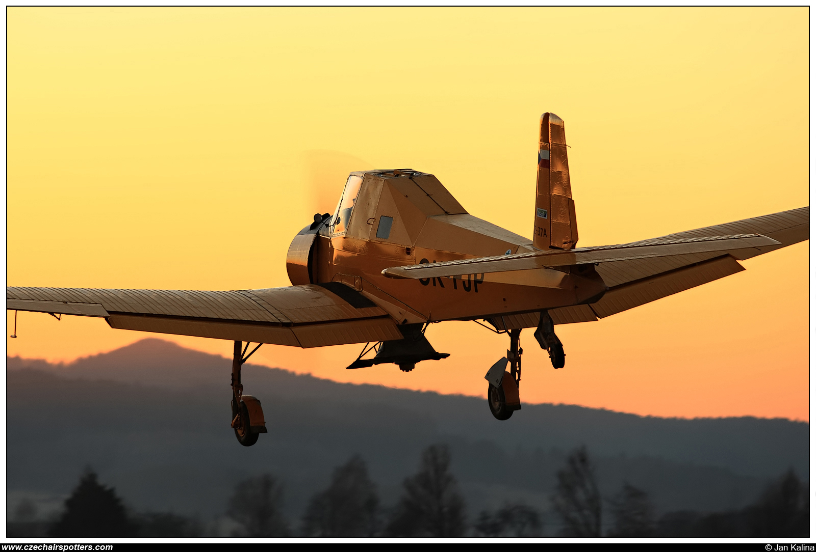 Air Special – Zlin Z-37A-2 Cmelak OK-FJP