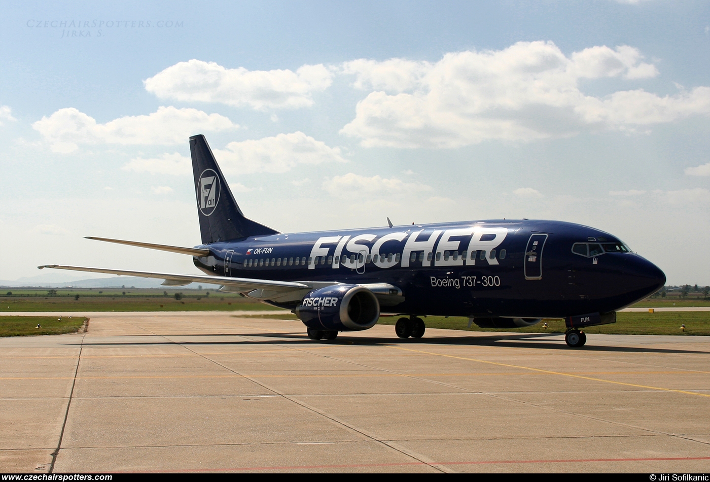 Fischer Air ( FFR , 8F ) – Boeing B737-33A OK-FUN