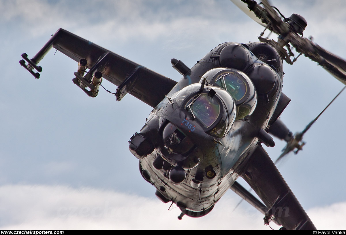 Czech - Air Force &ndash; Mil Mi-35 Hind  7353