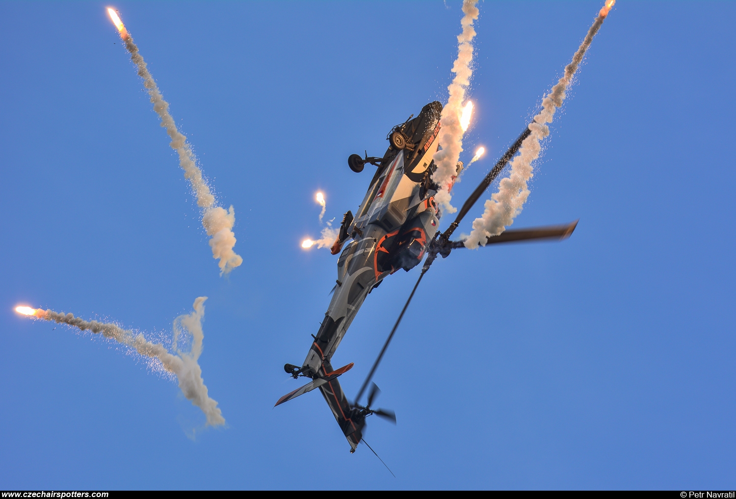 Netherlands - Air Force &ndash; McDonnell Douglas AH-64D Apache Q-17