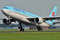 Korean Air (KAL) – Airbus A330-200 HL8276
