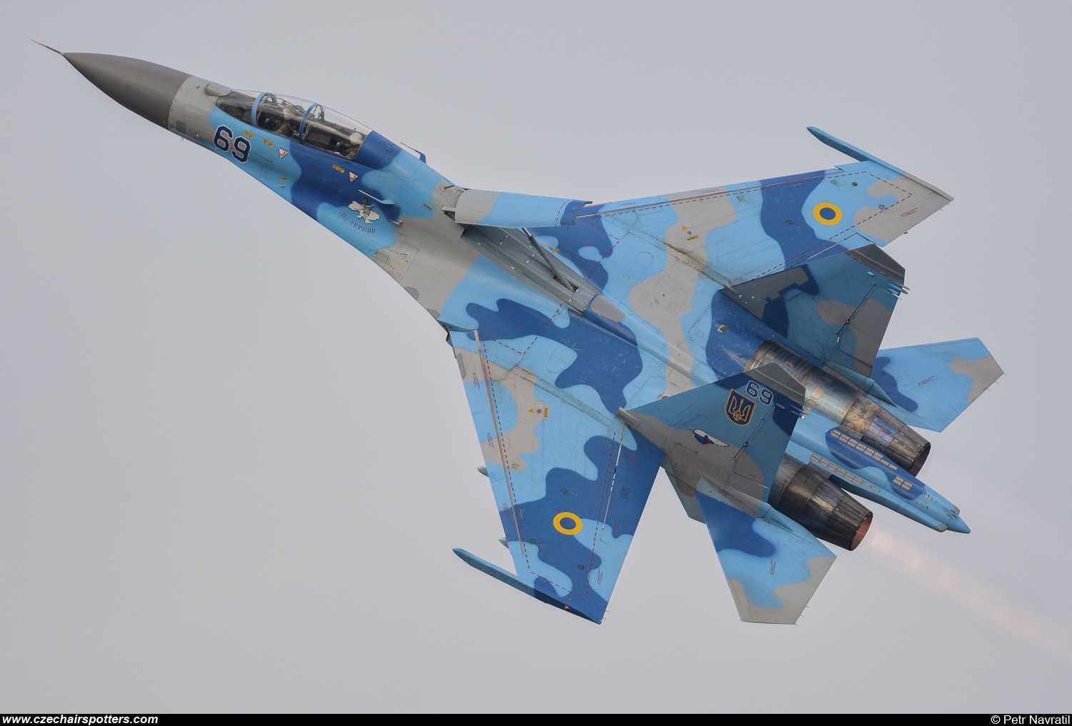 Ukraine - Air Force &ndash; Sukhoi Su-27 UB Flanker C 69