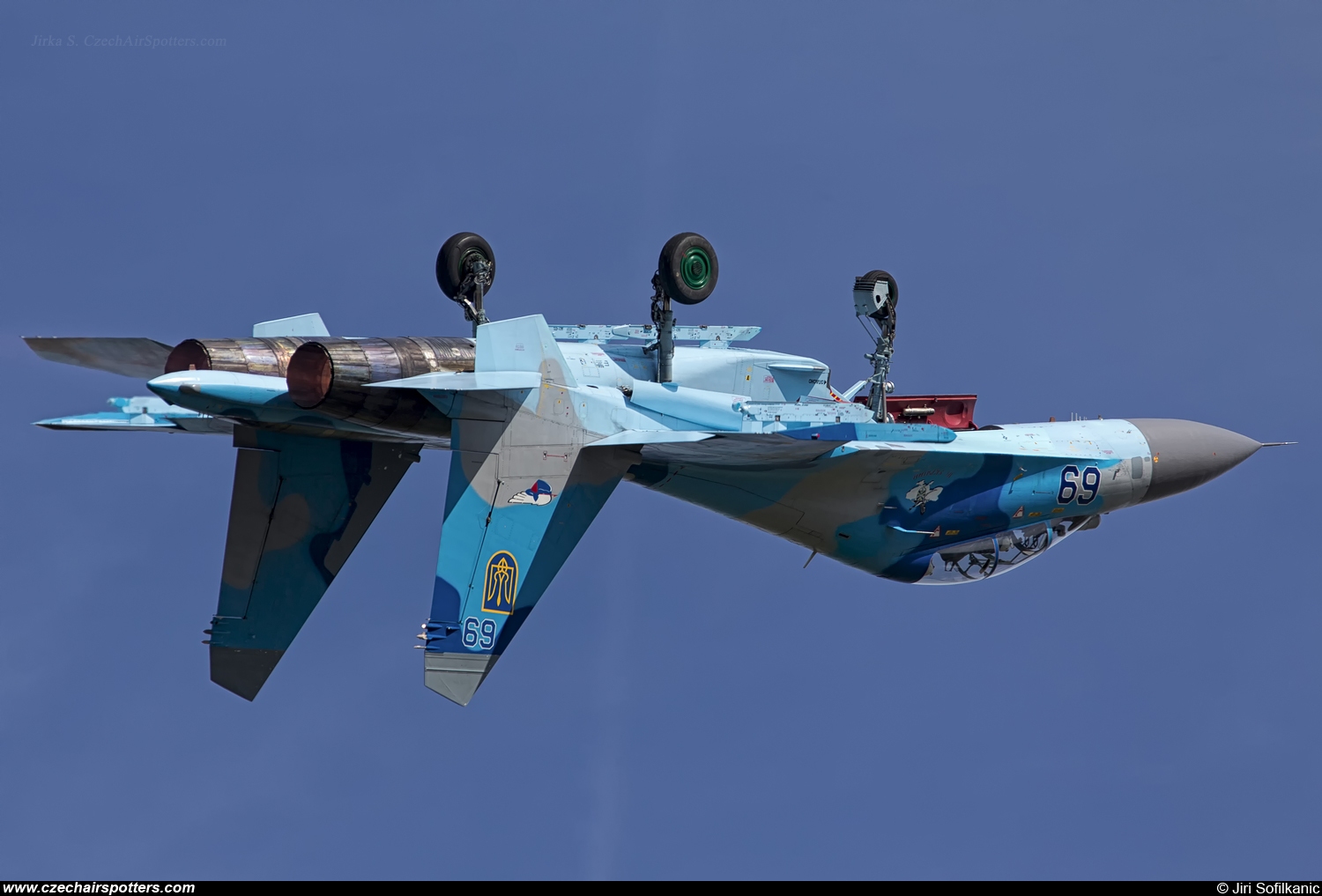Ukraine - Air Force &ndash; Sukhoi Su-27 UB Flanker C 69 BLUE