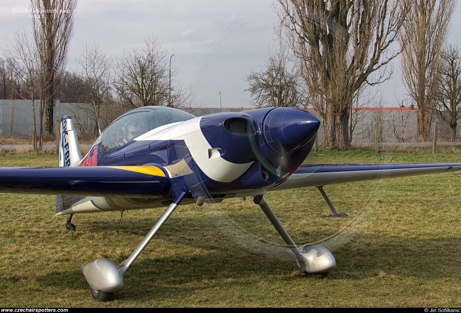 The Flying Bulls Duo &ndash; XtremeAir  XA42 OK-FBB