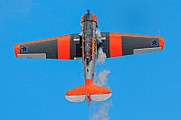 private – North American AT-6C Texan N696RE