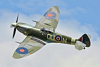 private – Supermarine Spitfire Mk XVIE (type 361) G-MXVI