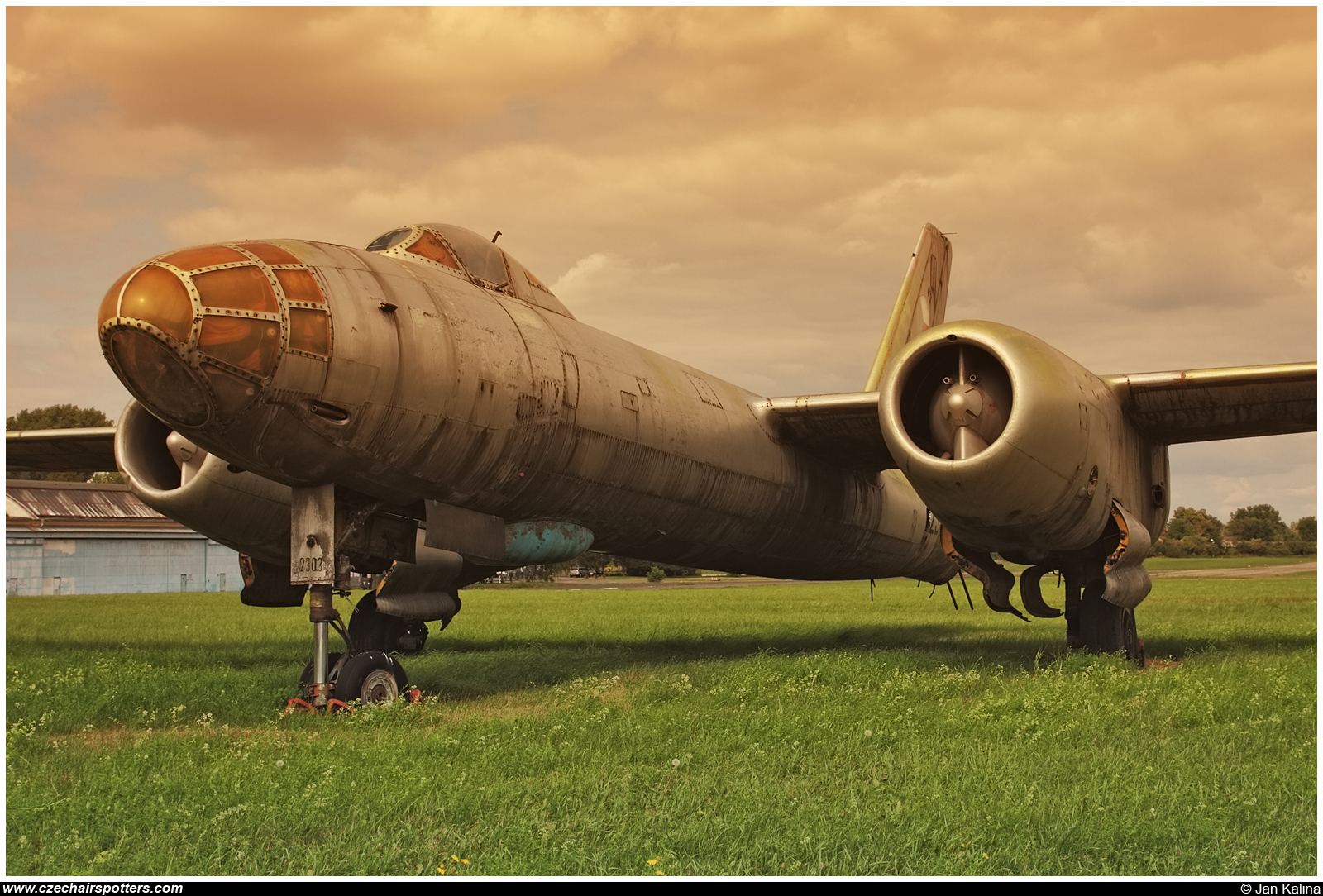 Czechoslovakia - Air Force – Ilyushin Il-28R Beagle 2303