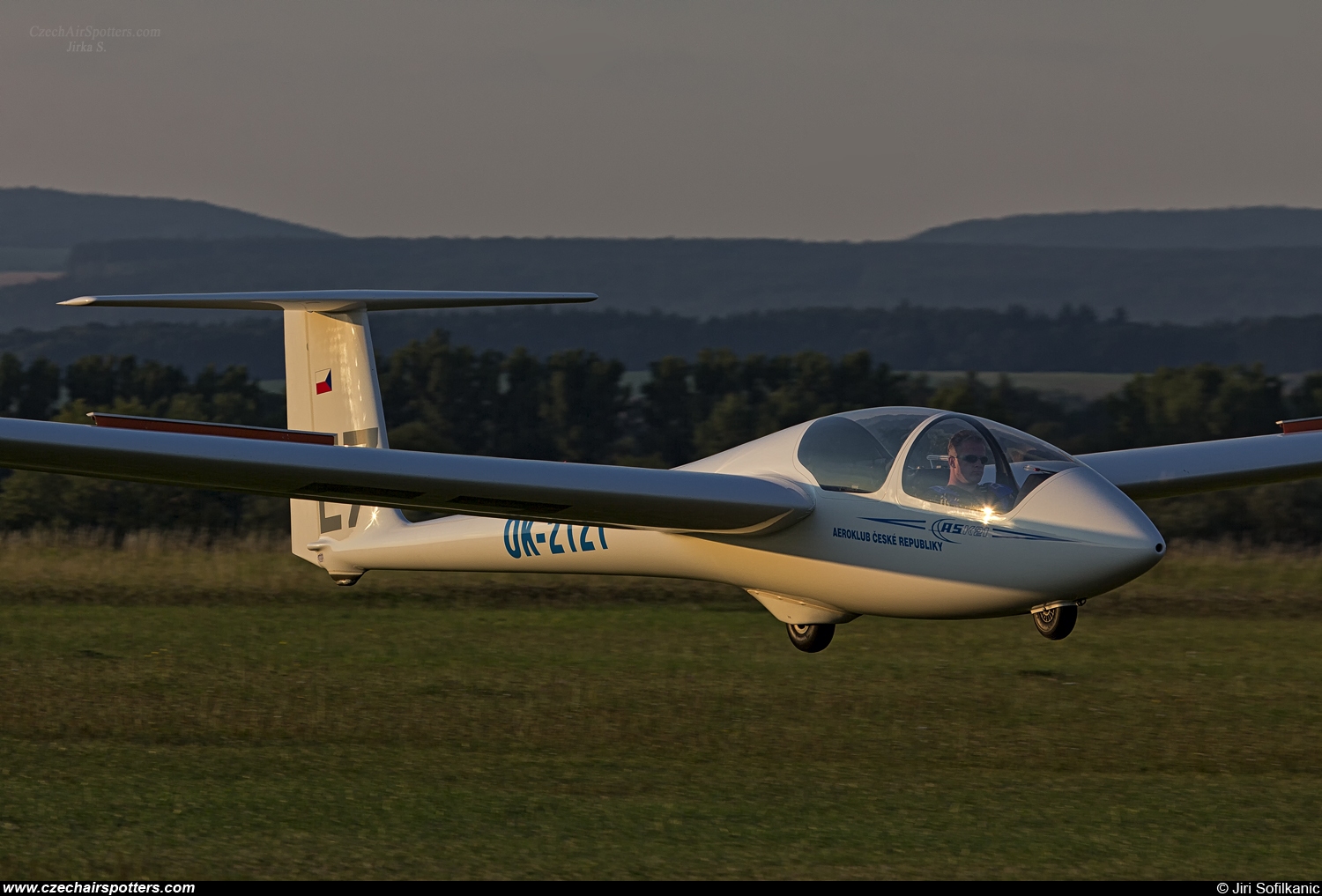 Aeroklub Ceske Republiky – Alexander Schleicher ASK-21 OK-2121 / E7