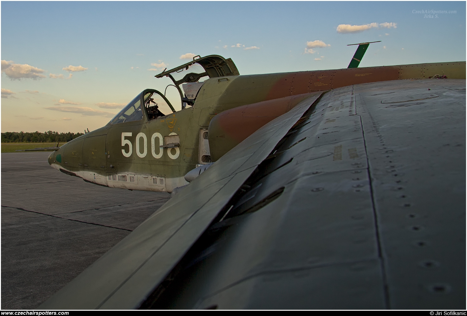 Czechoslovakia - Air Force – Sukhoi Su-25K Frogfoot 5008