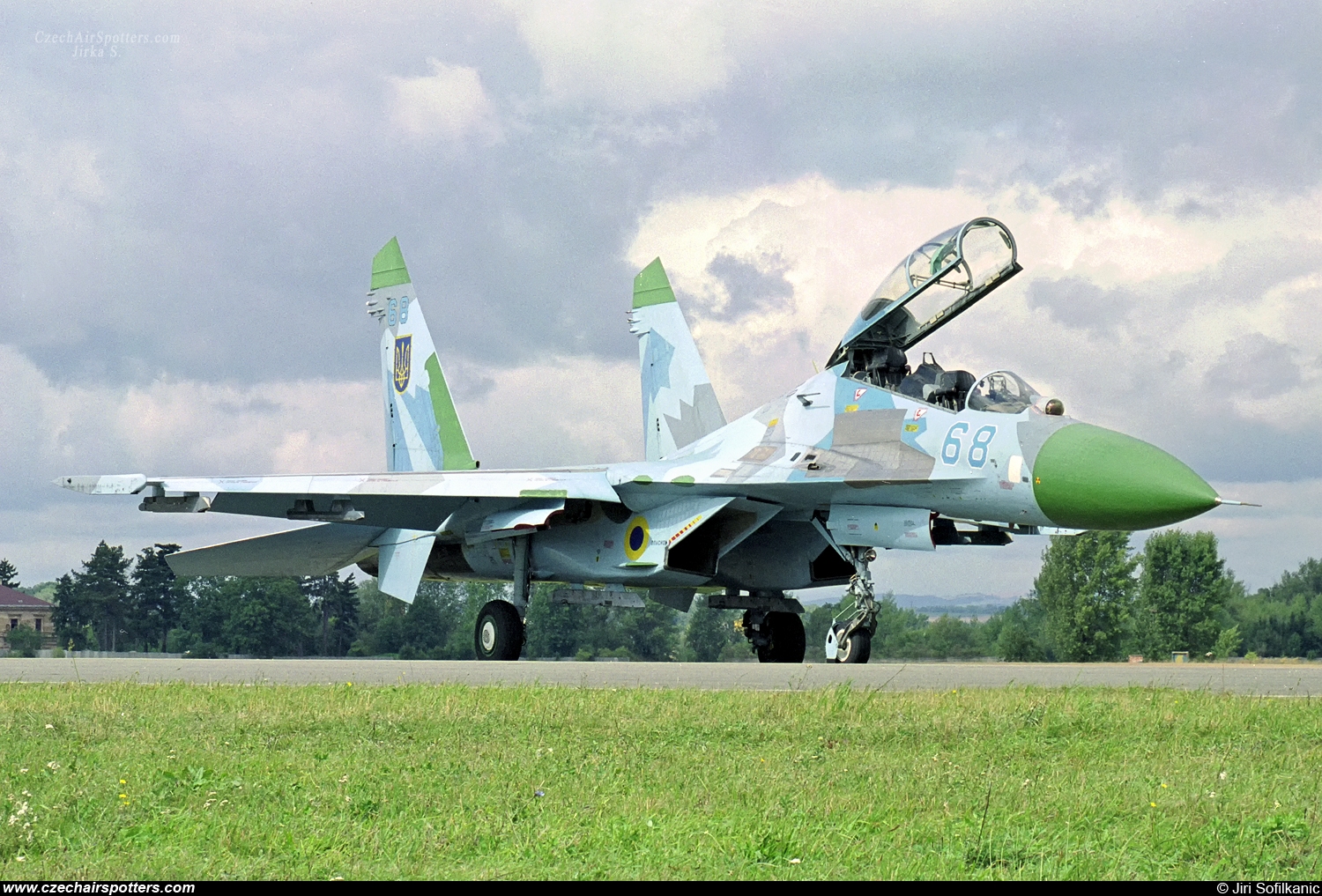 Ukraine - Air Force &ndash; Sukhoi Su-27 UB Flanker C 68 BLUE