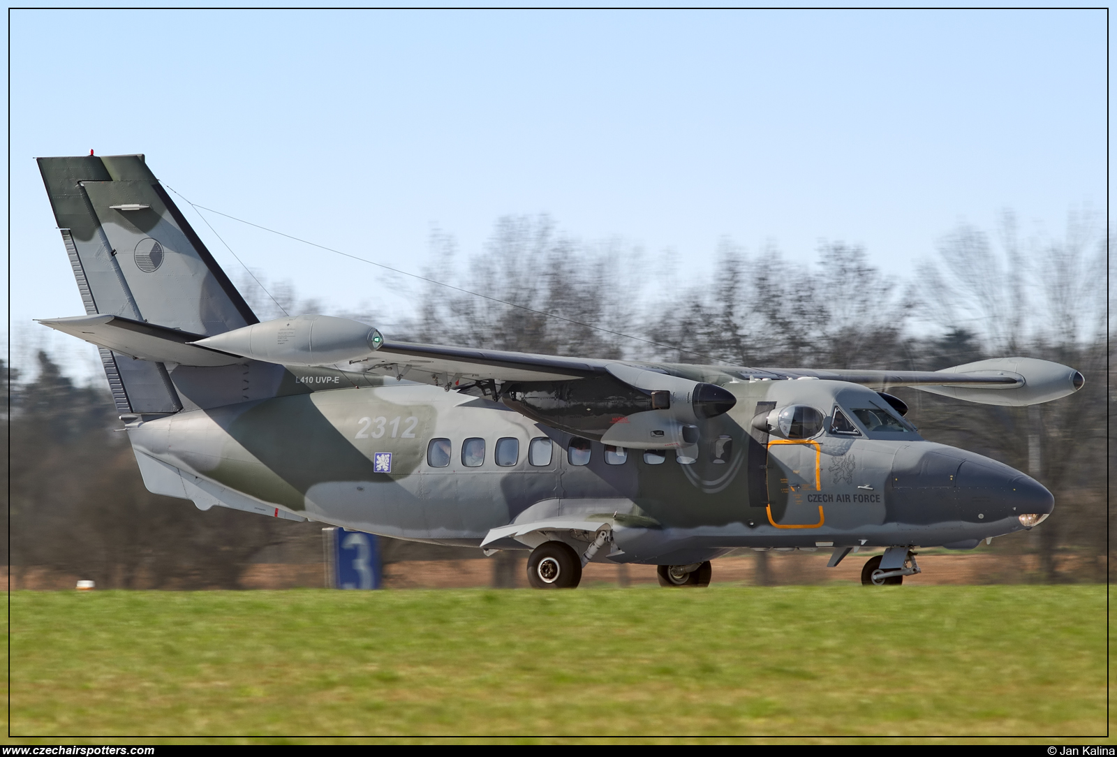 Czech - Air Force &ndash; Let L-410UVP-E Turbolet  2312
