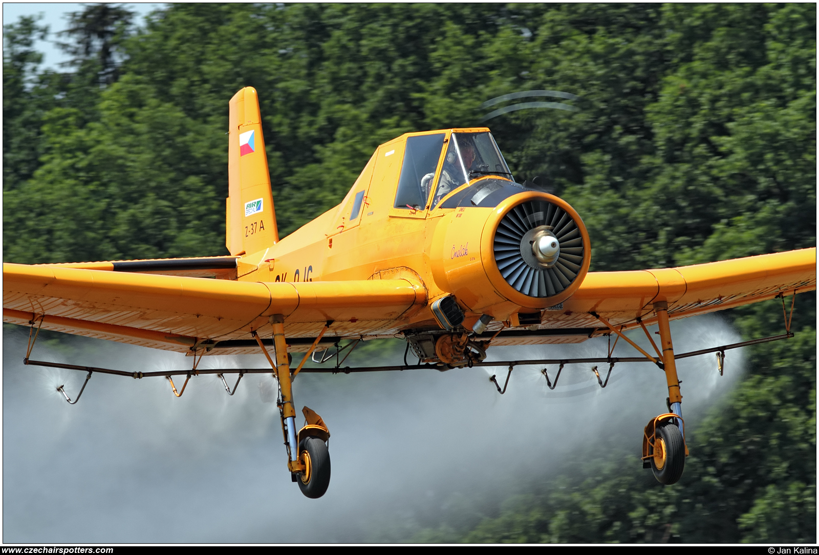 Air Special – Zlin Z-37A-2 Cmelak OK-OJG