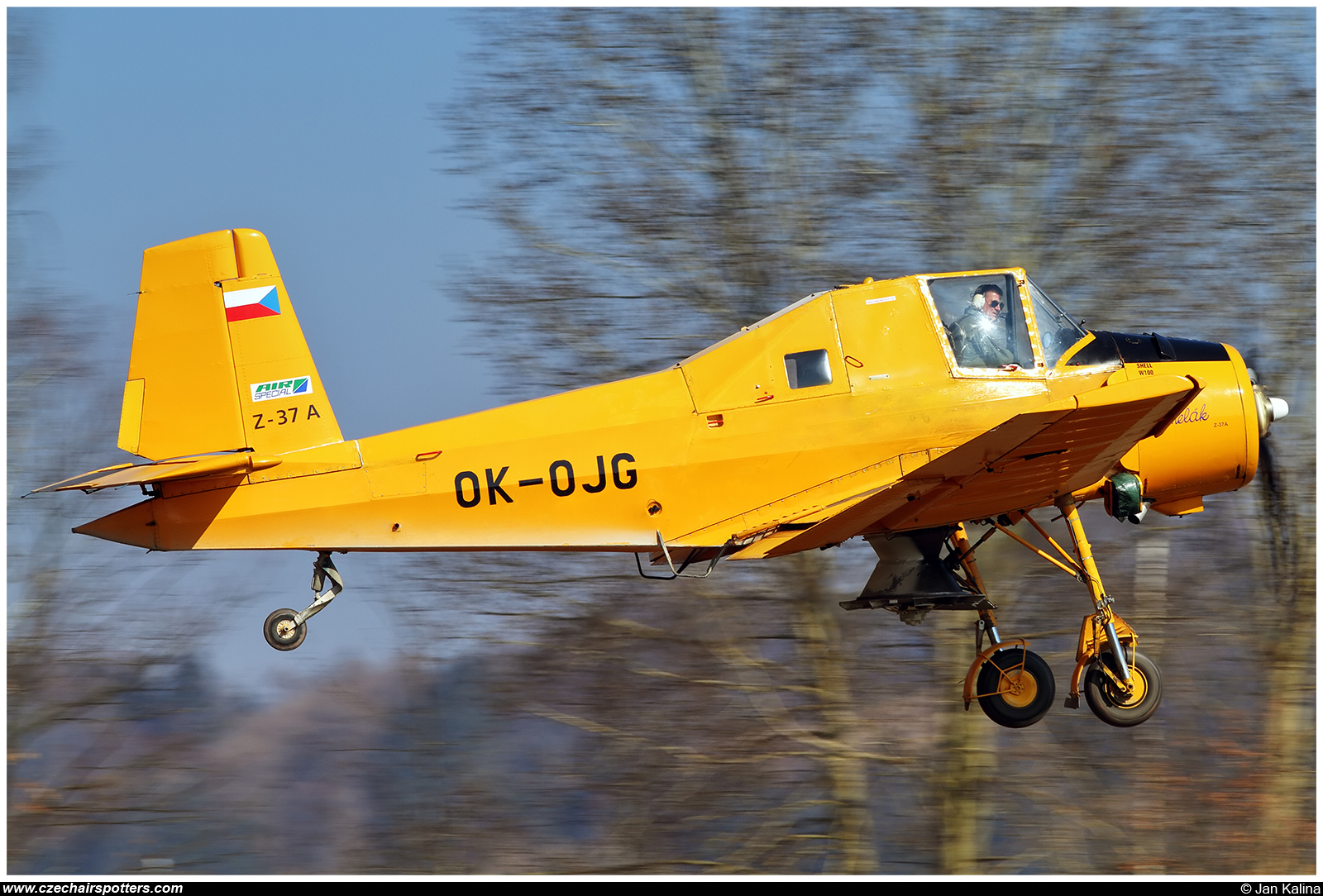 Air Special – Zlin Z-37A-2 Cmelak OK-OJG