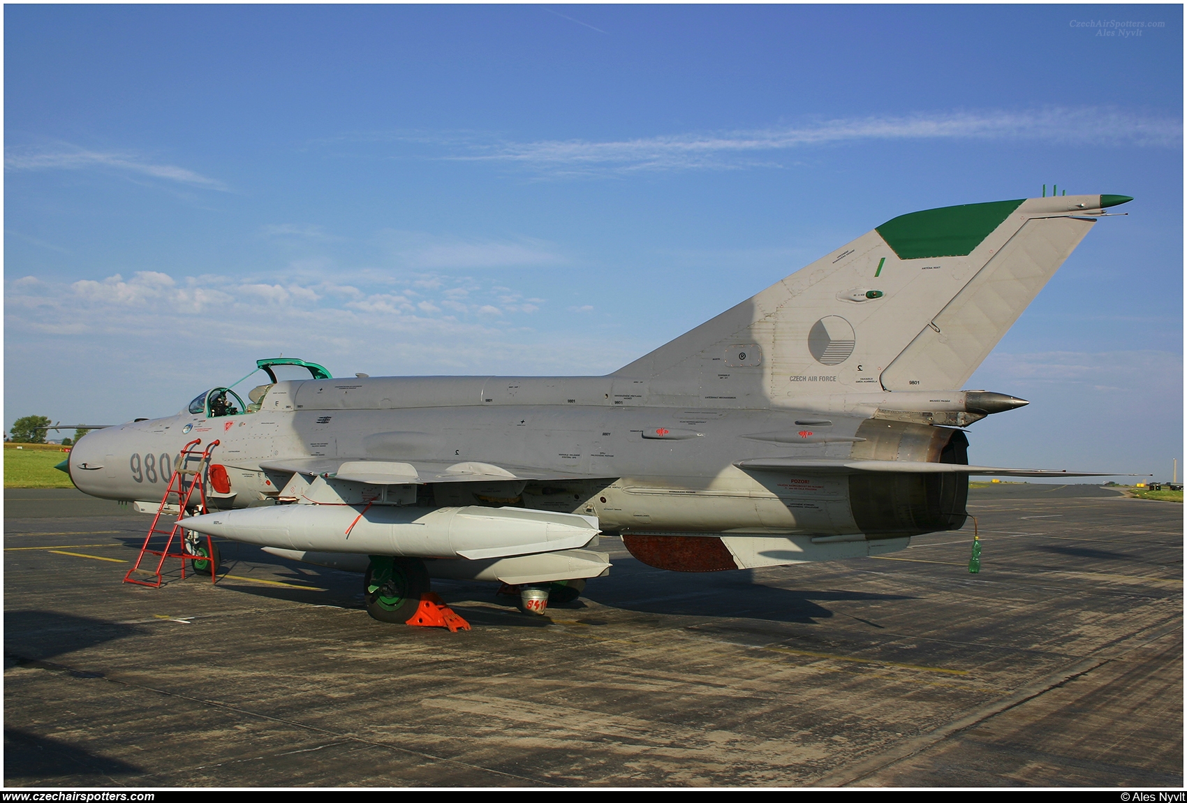 Czech - Air Force – Mikoyan-Gurevich MiG-21MF 9801