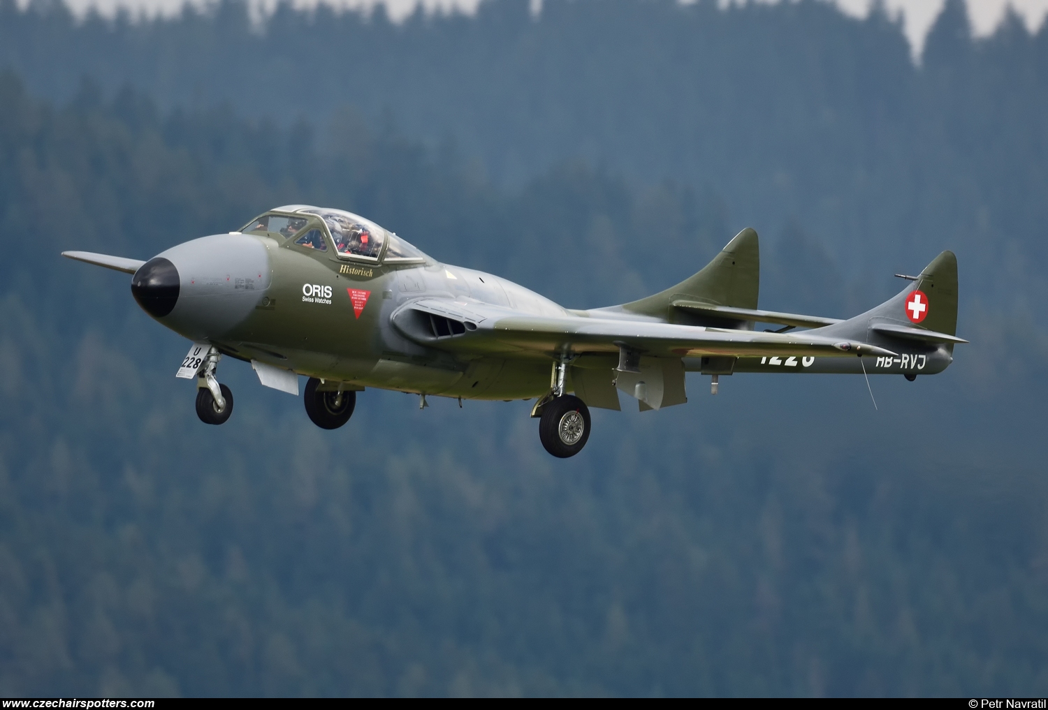 private – De Havilland Vampire T.11 (DH-115) HB-RVJ/U-1228