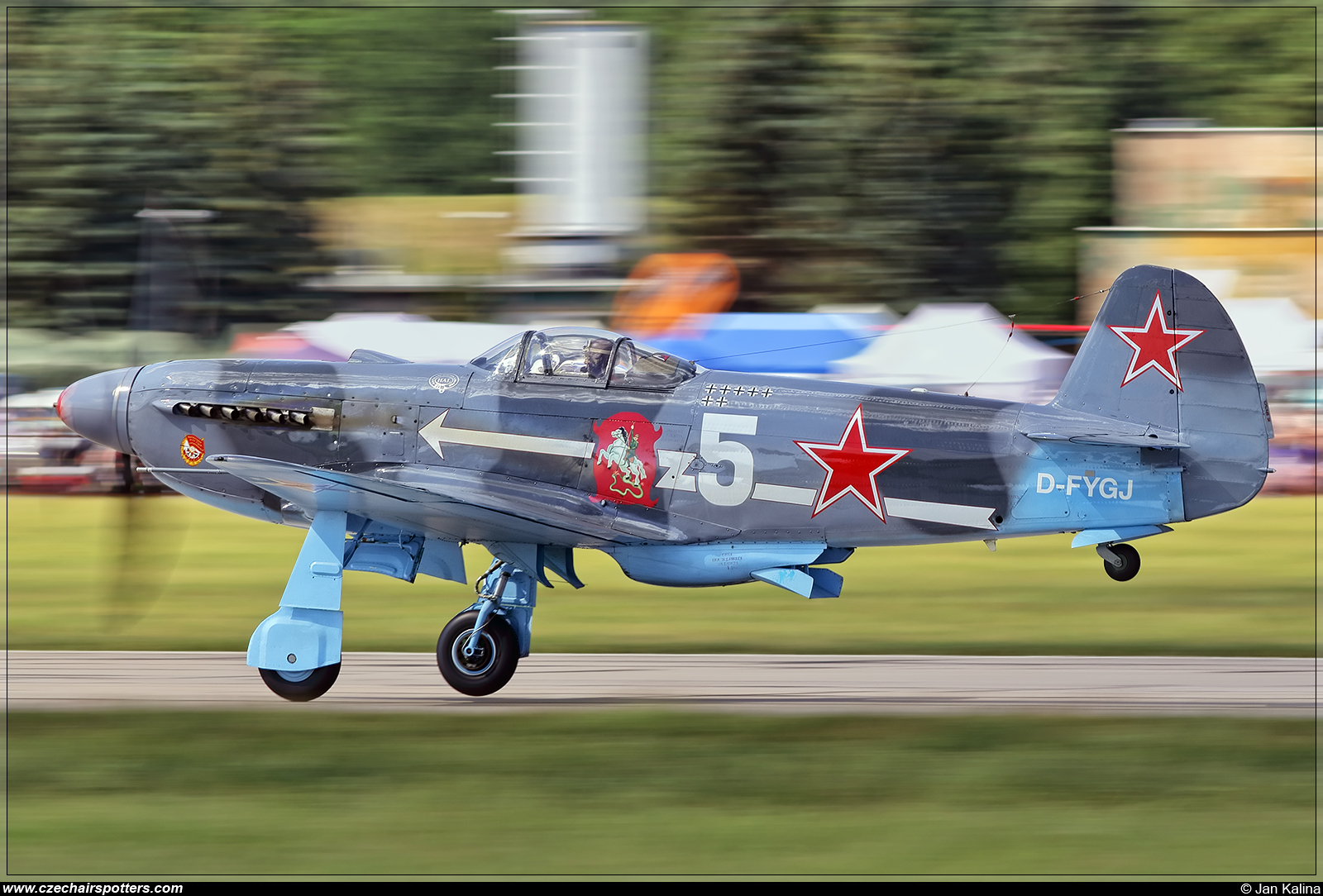 private – Yakovlev Yak-3UA D-FYGJ