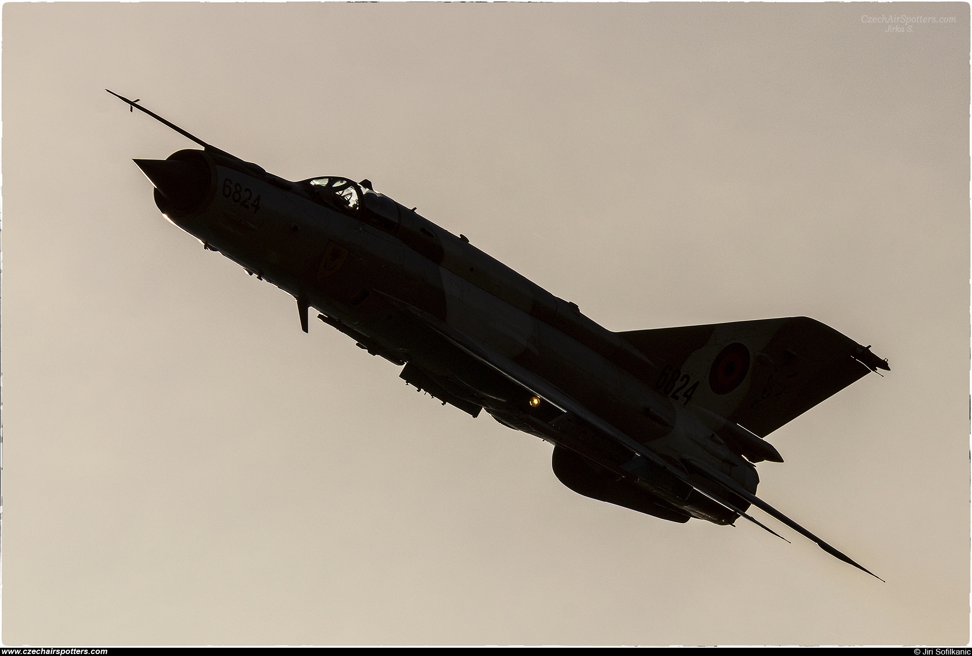 Romania - Air Force – Mikoyan-Gurevich MiG-21MF Lancer C 6824
