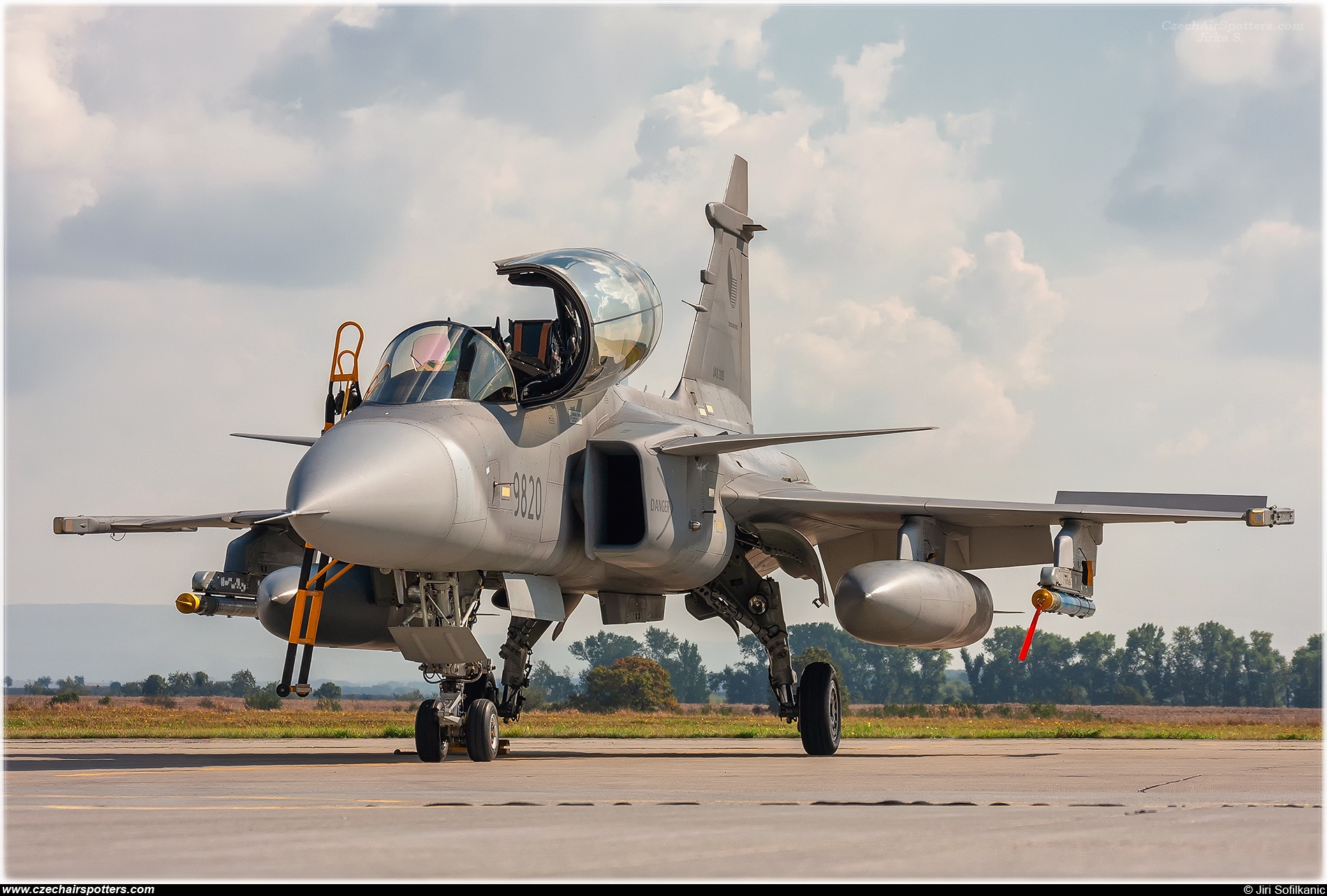 Czech - Air Force – Saab JAS39D Gripen 9820