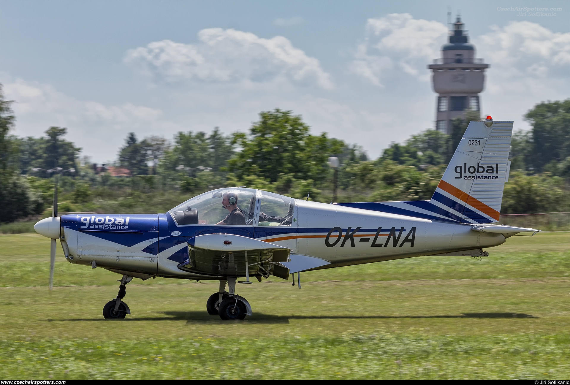 private – Zlin Z-142 OK-LNA
