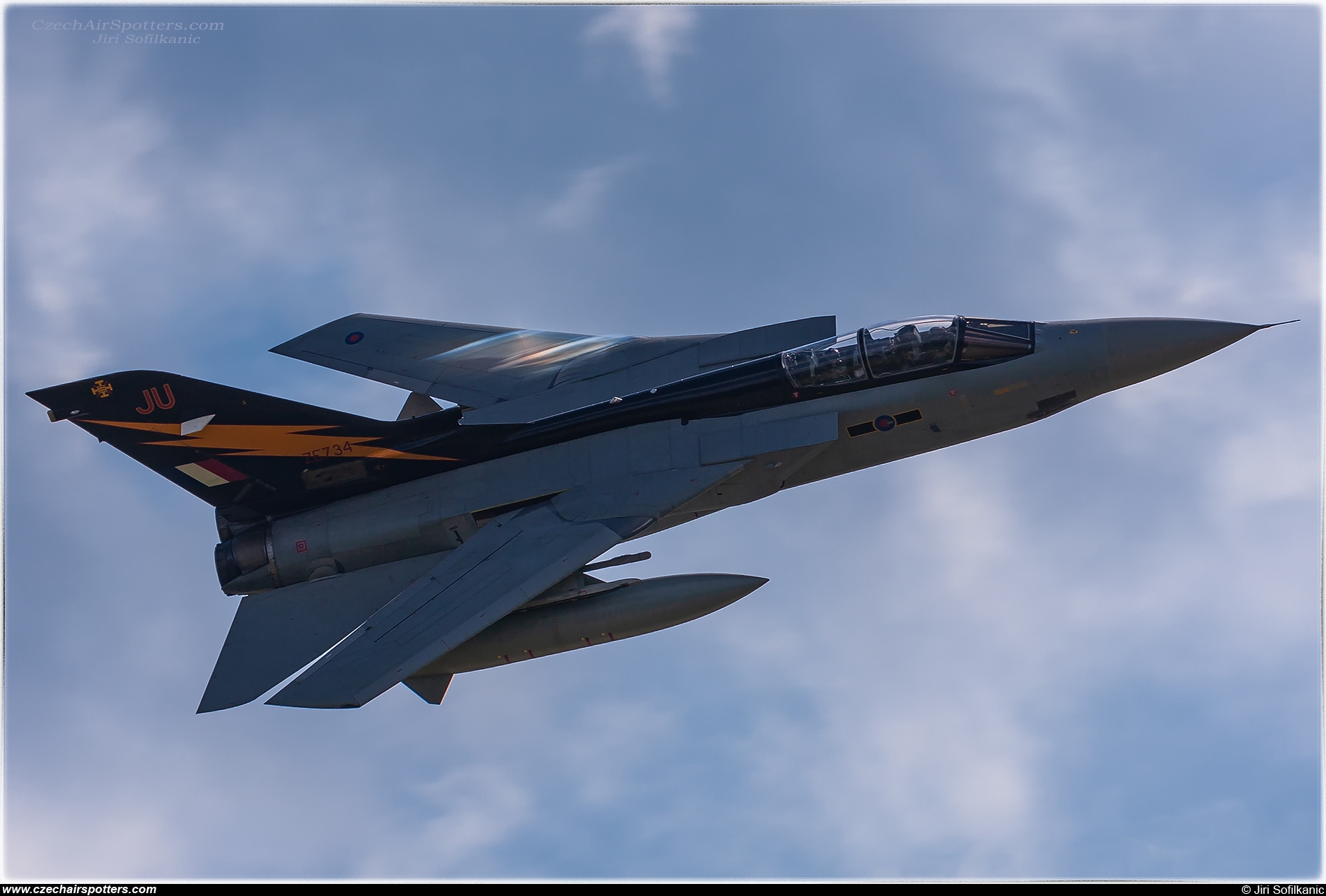 UK - Air Force &ndash; Panavia  Tornado F3 ZE734 / JU
