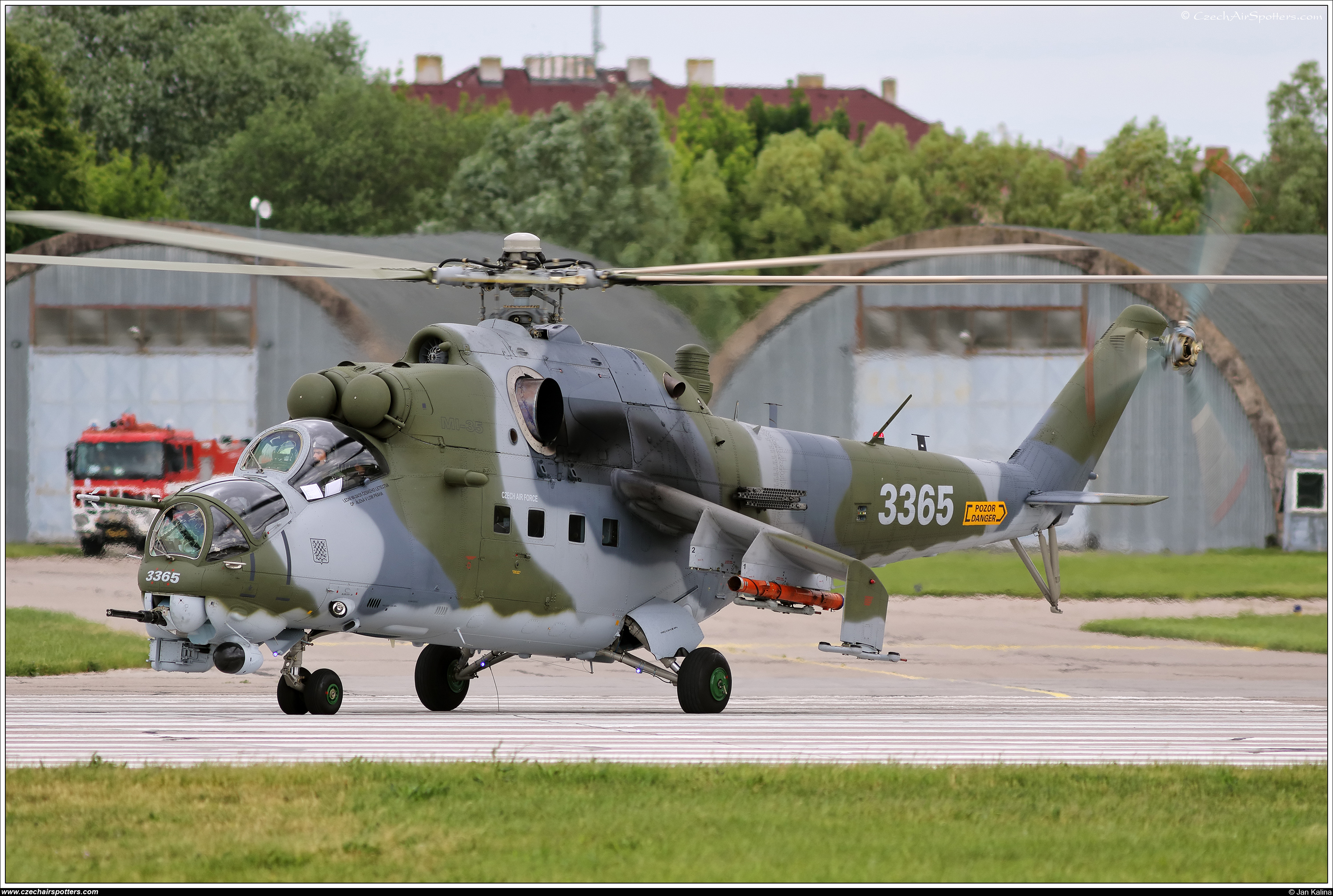 Czech - Air Force – Mil Mi-24V Hind 3365