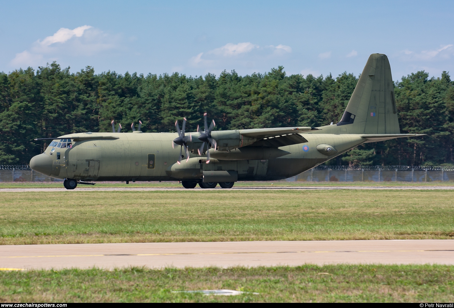 Royal Air Force &ndash; Lockheed C4 Hercules ( C-130J-30 ) ZH874