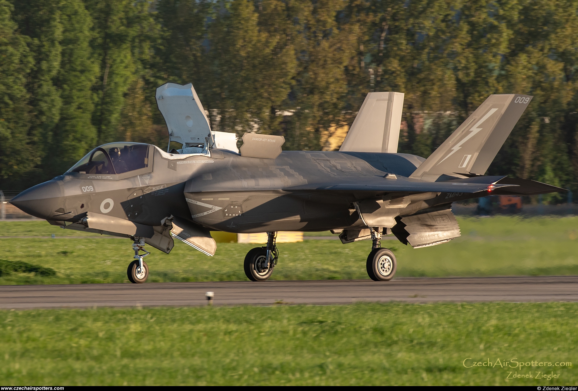 UK - Air Force – Lockheed Martin F-35B Lightning II ZM143 / 009
