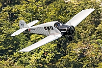 private – Junkers F-13 ( replica ) HB-RIA