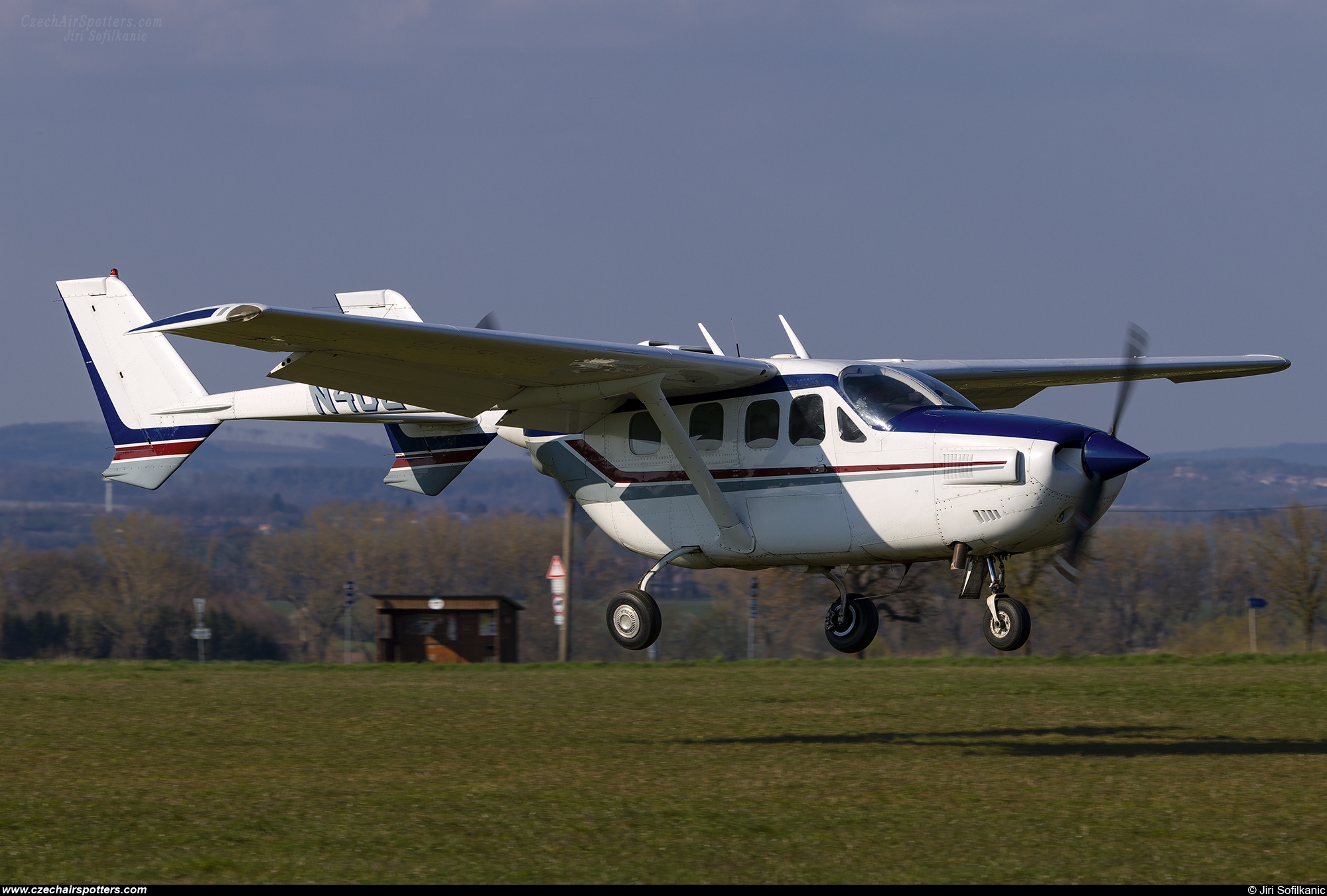 private – Cessna P337H Skymaster N4DZ